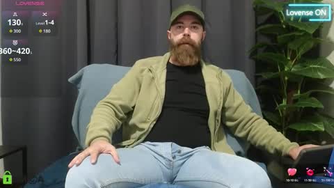 Meaty Roll online show from November 21, 2025, 7:18 am