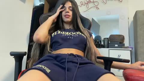 Snapshot of meclarityxxx chatting on March 9, 2025, 7:48 pm online show from March 9, 2025, 7:48 pm