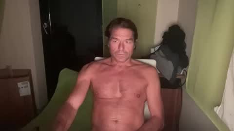 medeinoe online show from October 10, 2025, 11:26 pm