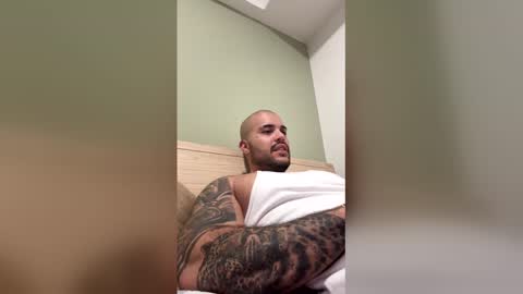 filippoae online show from February 22, 2026, 10:19 pm