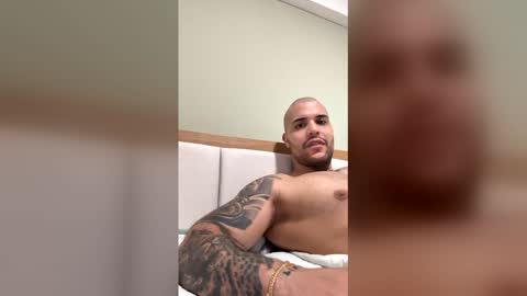 filippoae online show from April 13, 2026, 12:38 am