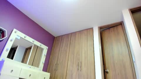 medelyn  Instagram mady evans13 online show from November 11, 2025, 10:32 pm