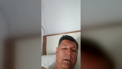 medeni62 online show from August 7, 2026, 4:36 am