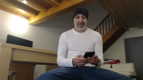 Meditmtc online show from January 27, 2025, 1:19 pm