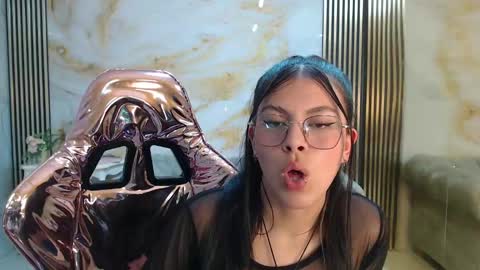 medusa11_s online show from September 25, 2025, 8:56 pm