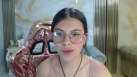 medusa11_s online show from September 26, 2025, 8:46 pm