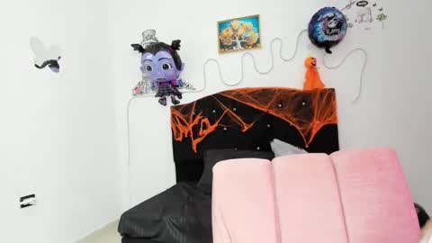 Snapshot of medusa__charity chatting on November 4, 2025, 3:33 pm medusa__charity online show from November 4, 2025, 3:33 pm