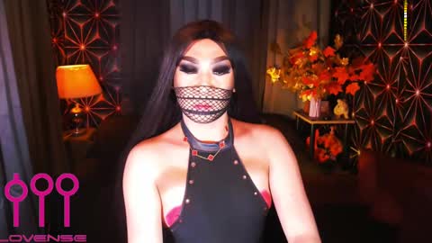 THE QUEEN ALPHA   Queen Medusa Prey online show from February 27, 2025, 1:07 pm