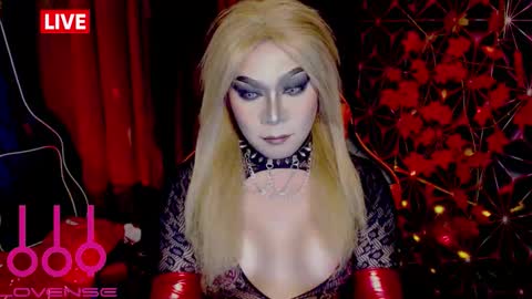 THE QUEEN ALPHA   Queen Medusa Prey online show from November 6, 2025, 7:59 pm