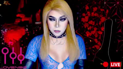 THE QUEEN ALPHA   Queen Medusa Prey online show from November 26, 2025, 8:43 pm