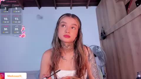 Snapshot of medussa13 chatting on June 20, 2026, 12:08 pm medussa13 online show from June 20, 2026, 12:08 pm