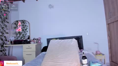 Snapshot of medussa13 chatting on July 13, 2026, 2:09 pm medussa13 online show from July 13, 2026, 2:09 pm