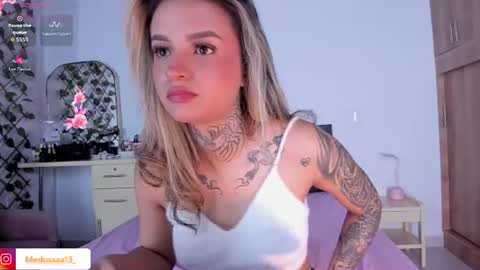 Snapshot of medussa13 chatting on July 15, 2026, 1:05 pm medussa13 online show from July 15, 2026, 1:05 pm