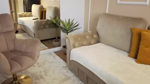 MedussaEyes online show from March 26, 2026, 8:47 pm