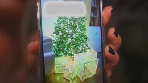 Andrea  online show from November 28, 2025, 1:14 pm