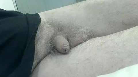 meforu21 online show from December 8, 2024, 7:00 pm