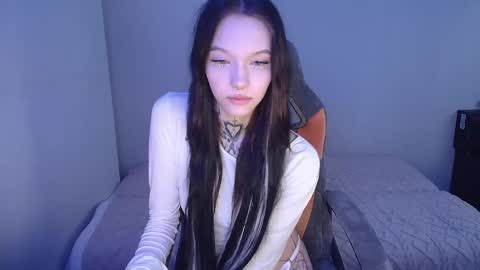 Snapshot of mefwhore chatting on January 27, 2025, 10:49 am mefwhOre online show from January 27, 2025, 10:49 am