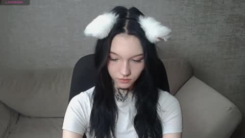 Snapshot of mefwhore chatting on February 28, 2025, 3:26 pm mefwhOre online show from February 28, 2025, 3:26 pm