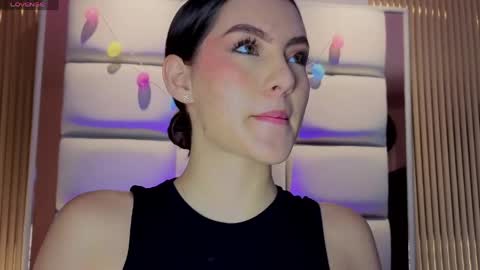 Snapshot of megaan_rouse chatting on April 28, 2026, 11:48 am megaan_rouse online show from April 28, 2026, 11:48 am