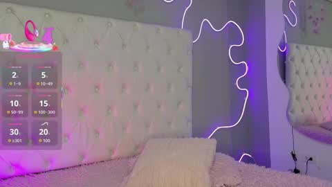 Megan  online show from September 13, 2025, 4:23 am