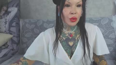 Snapshot of megan_blackmoon chatting on May 31, 2026, 10:22 am Helena Tuman online show from May 31, 2026, 10:22 am