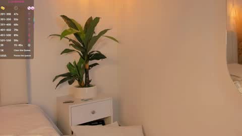 megan_brunette2 online show from May 16, 2026, 12:29 am
