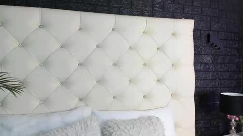     online show from February 13, 2025, 11:39 am