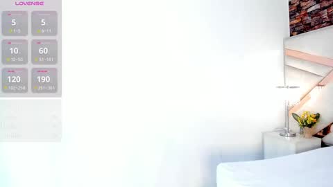     online show from October 1, 2025, 11:49 am