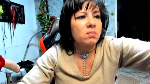Snapshot of megan_grace_20 chatting on February 17, 2025, 3:31 pm megan grace 20 online show from February 17, 2025, 3:31 pm