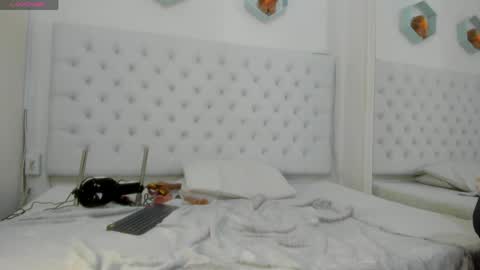 Snapshot of megan_hally chatting on April 25, 2026, 1:41 am Megan online show from April 25, 2026, 1:41 am