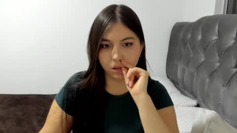 Megan   online show from October 2, 2025, 5:25 am