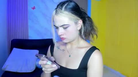 Megan online show from November 17, 2025, 11:27 am