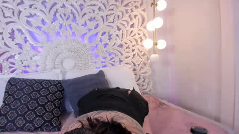 Snapshot of megan_tattoo chatting on December 19, 2025, 8:16 pm Megan online show from December 19, 2025, 8:16 pm