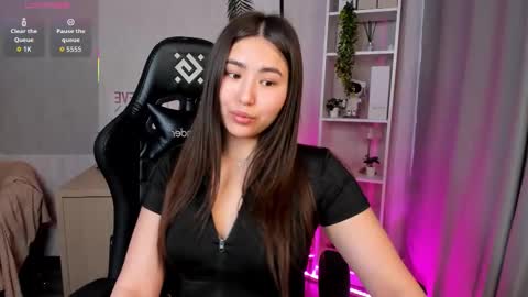 Megan online show from November 15, 2025, 9:39 am