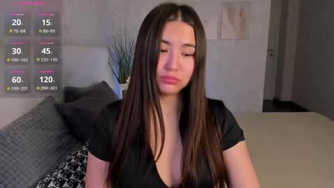 Megan online show from November 23, 2025, 9:31 am