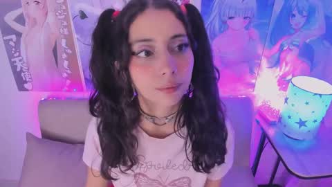 Megan  online show from December 19, 2024, 7:40 am