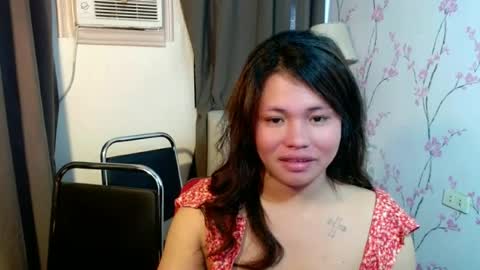 Snapshot of megan_younng chatting on June 14, 2026, 2:24 am MEGAN online show from June 14, 2026, 2:24 am