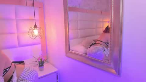 Snapshot of megane_whitte chatting on November 28, 2025, 10:34 pm Megan online show from November 28, 2025, 10:34 pm