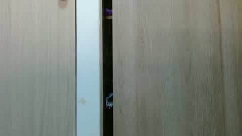 meganharry online show from March 23, 2026, 3:27 pm