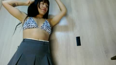 Snapshot of meganharry chatting on June 19, 2026, 2:43 pm meganharry online show from June 19, 2026, 2:43 pm