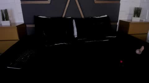 Snapshot of meganhofman chatting on November 7, 2025, 7:47 pm Megan Hofman online show from November 7, 2025, 7:47 pm