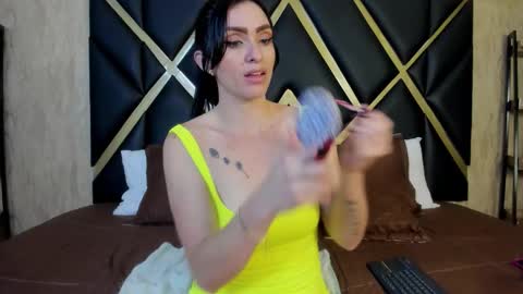 Snapshot of meganhofman chatting on November 15, 2025, 3:26 am Megan Hofman online show from November 15, 2025, 3:26 am