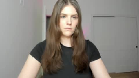 Megan online show from February 13, 2025, 4:32 am