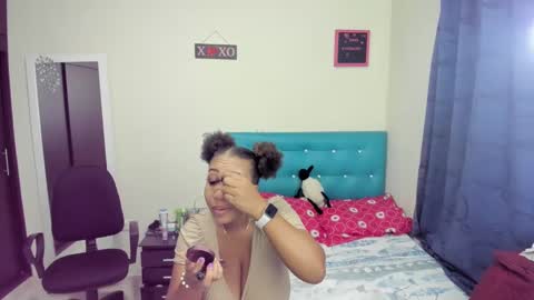 megan        online show from February 19, 2025, 2:55 am