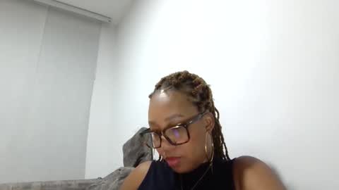 megan        online show from April 1, 2026, 1:06 am