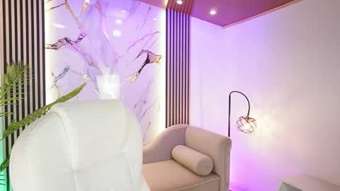 Megan Lowell online show from December 16, 2025, 7:08 pm