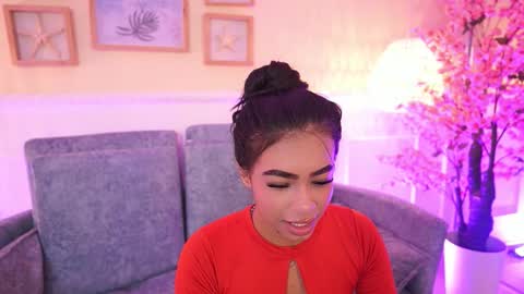 Megan Lowell online show from February 17, 2026, 7:09 pm