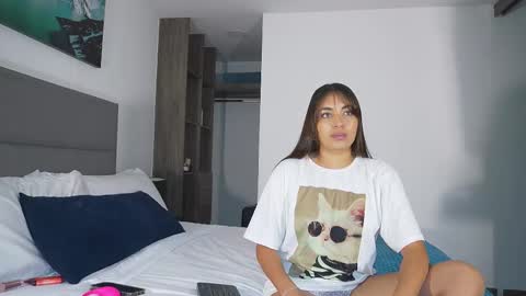 Snapshot of megann__sweet chatting on September 12, 2025, 10:59 am Mara online show from September 12, 2025, 10:59 am