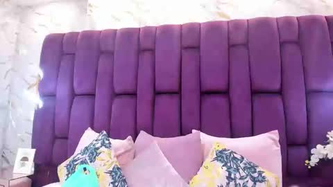 Megan  online show from May 4, 2026, 7:32 pm
