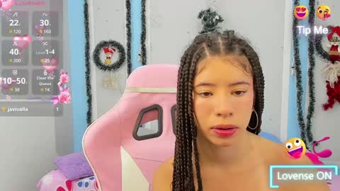 Snapshot of meganqueen2 chatting on December 12, 2024, 1:17 pm Megan Queen online show from December 12, 2024, 1:17 pm